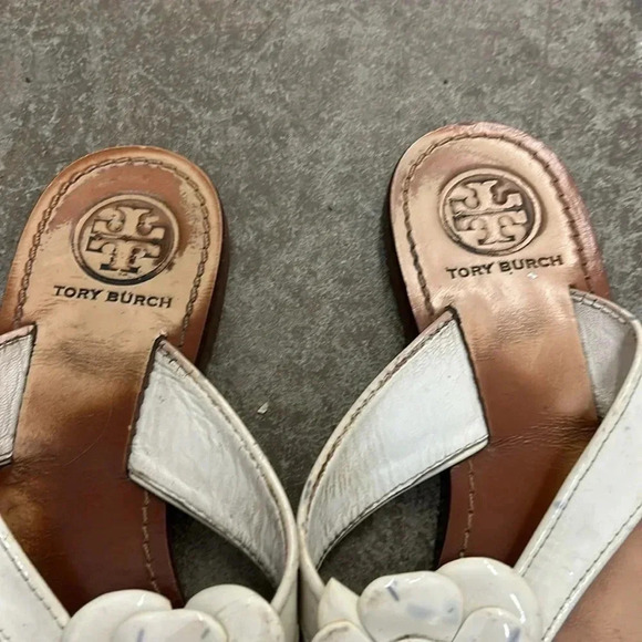 Tory burch  flower sandals - Picture 3 of 6